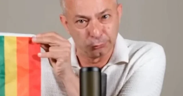 TİP’li İrfan Değirmenci LGBT paçavrası sallayarak iktidarı eleştirdi VİDEO İZLE