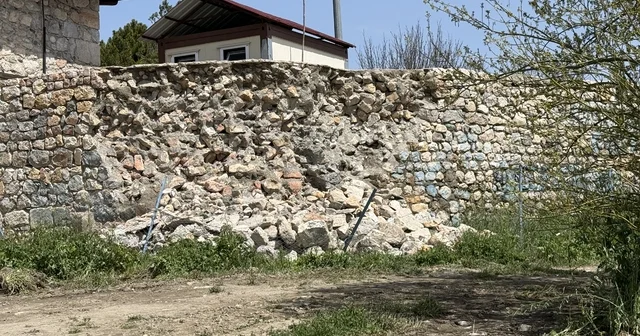 Sezar ın Veni Vidi Vici dediği Zile Kalesi nde yağışlar nedeniyle hasar oluştu Tokat Haberleri