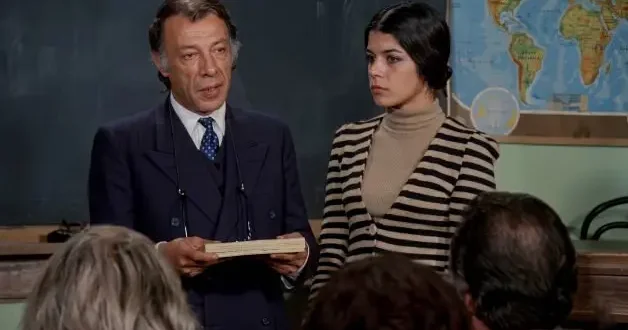 Yıllar önce Mahmut Hoca kitabın ortasından konuşmuştu! Suçlu çocuk yoktur, hatalı ana baba vardır