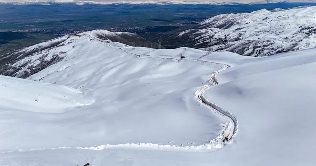 Muş ta nisan ayı ortasında karla mücadele Muş Haberleri