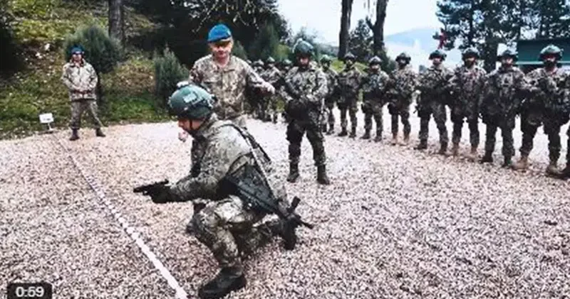 Mehmetçik ve Pakistan askerinden ortak tatbikat