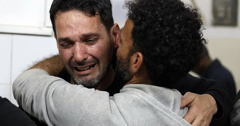 İsrail Saldırıları: 16 Ölü