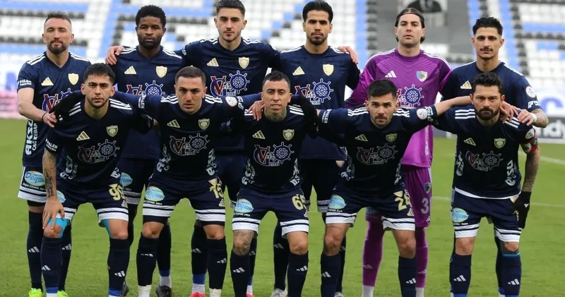 Erzurumspor tam da şampiyonluk kutlamasına hazırlanıyordu: TFF kötü haberi verdi