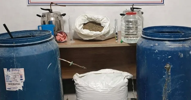 Kırşehir de kaçak alkol üretimi yapan kişiye operasyon Kırşehir Haberleri