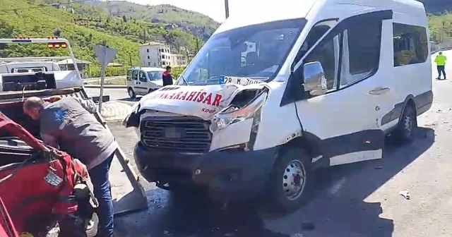 Giresun da trafik kazaları: 1 ölü, 6 yaralı Giresun Haberleri