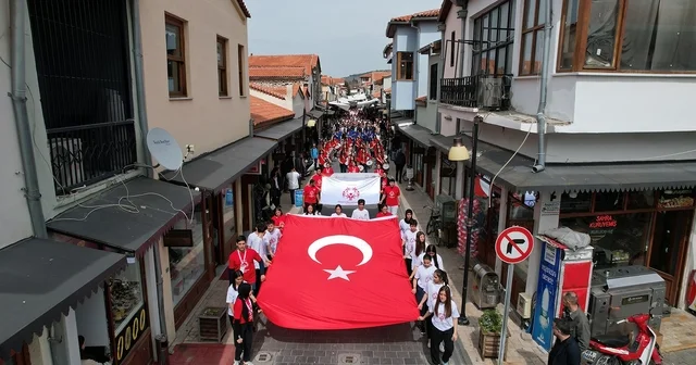 Ege Bölge Oyunları Kula da coşkuyla başladı Manisa Haberleri