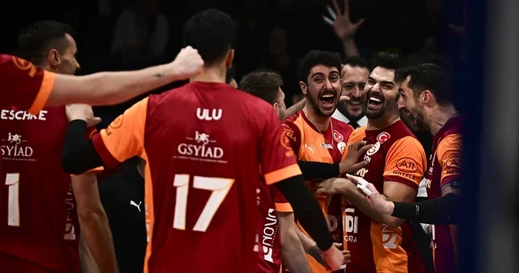 Galatasaray HDI Sigorta, Efeler Ligi’nde finalde!