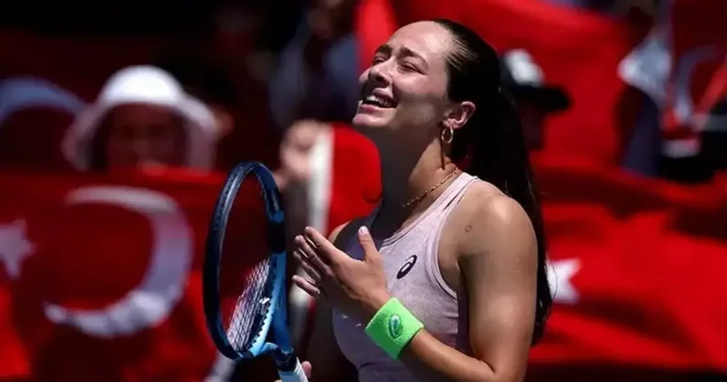 Zeynep Sönmez, tarih yazmaya devam ediyor! Dünya 8 numarasına set göstermedi