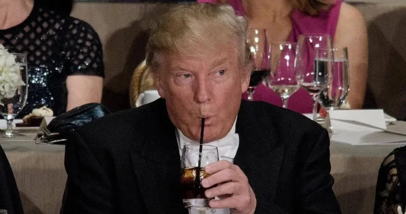 Trump’ın “kola teorisi” şaşırttı! Kanser hücrelerini öldürüyor