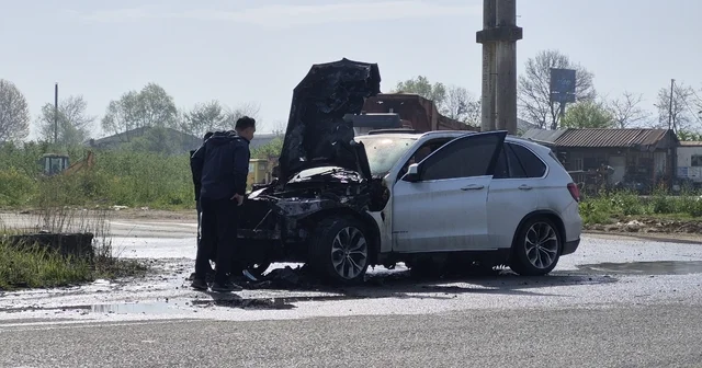 Seyir halindeki cip yandı Düzce Haberleri