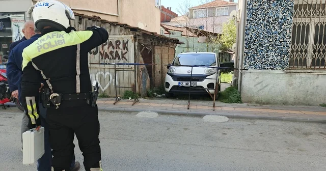 Kaldırımı kapatan bariyer kazaya neden oldu: 2 yaşındaki çocuk yaralandı Samsun Haberleri