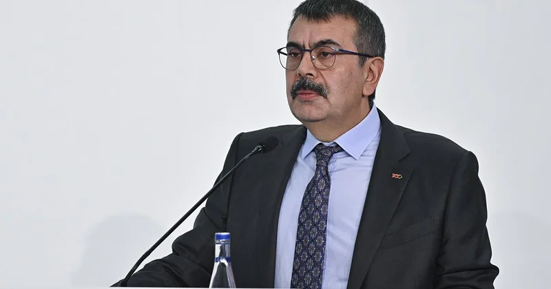 Bakan Tekin: Riskli okullarda polis ve devriye uygulaması var