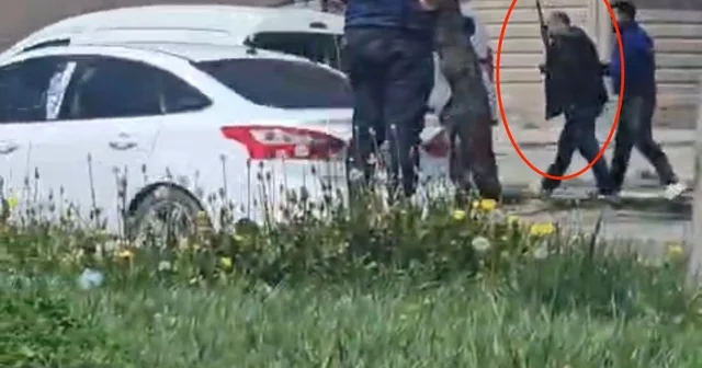 Diyarbakır da inşaat işçisi, silahlı saldırıda ağır yaralandı Diyarbakır Haberleri