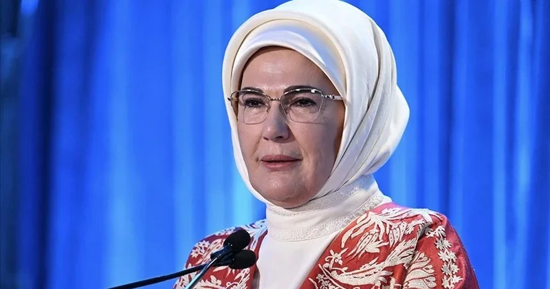 Emine Erdoğan: Bugün, milletçe birlik ve beraberlik içinde olmamız gereken bir gündür