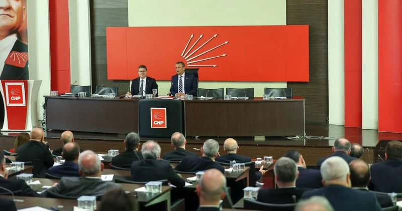 CHP li il başkanlarından ortak açıklama: Teslim olmayacağız!