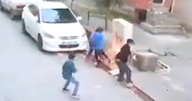 Açıkta bırakılan elektrik panosuna temas eden çocuk elinden yaralandı Şanlıurfa Haberleri