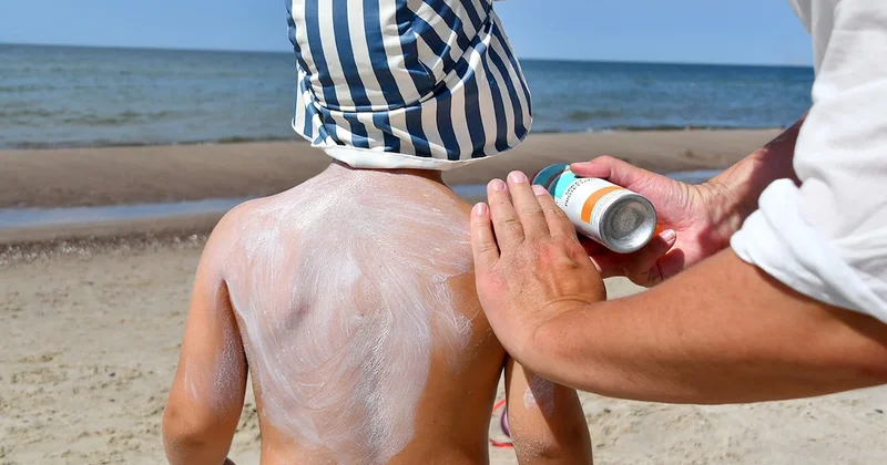 Popüler markanın güneş kremi kullanmayı bırakın uyarısıyla geri çağrılıyor Sözcü Gazetesi