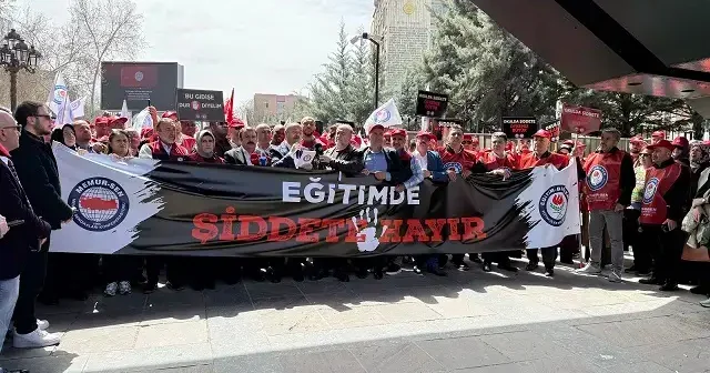 Eğitim Bir Sen’den eğitimde şiddete karşı basın açıklaması