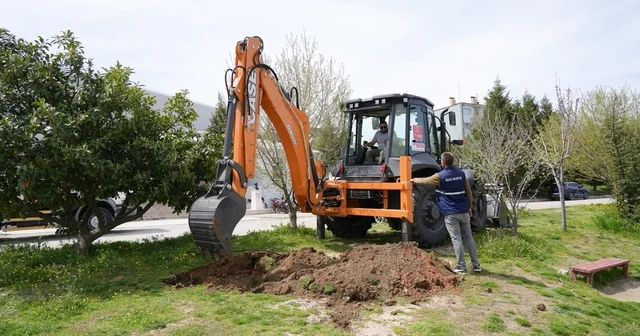 Bilecik Belediyesine hibe edilen kepçe ilk kez okulda kullanıldı Bilecik Haberleri