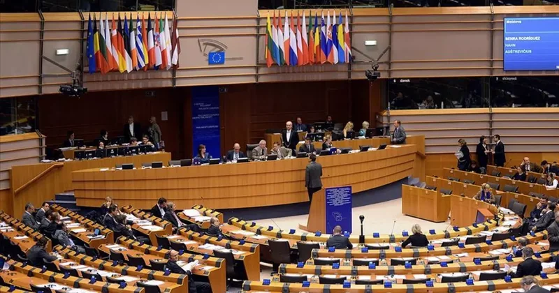 Çocuklar için dijital kalkan! AB’nin yeni sistemi nasıl çalışacak?