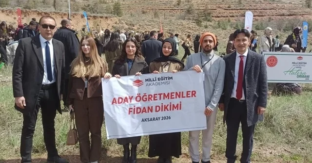 Aksaray da aday öğretmenler fidanları toprakla buluşturdu Aksaray Haberleri
