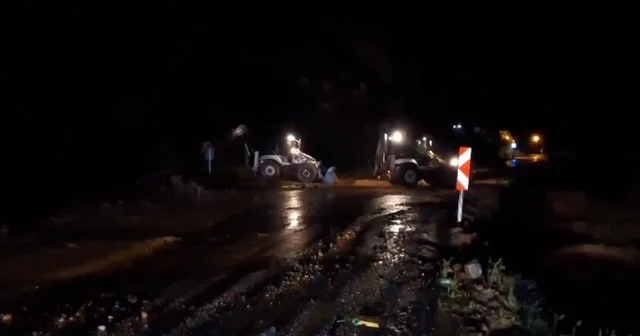 Yağışlar kenti esir aldı, Tunceli Ovacık ve Tunceli Erzincan yolları kapandı Tunceli Haberleri