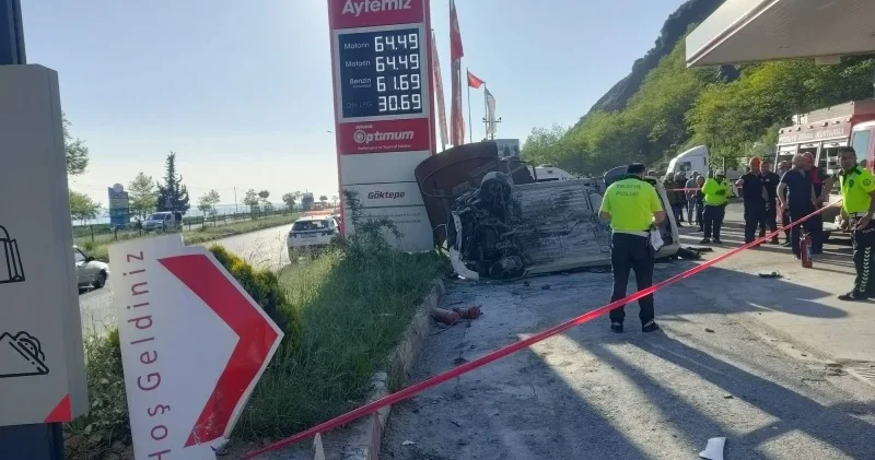 Zonguldak ta otomobil takla atıp akaryakıt istasyonundaki çocuklara çarptı: Altı kişi yaralandı Gündem Haberleri