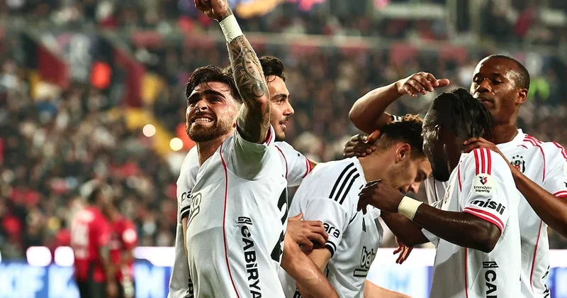 Beşiktaş ta ayrılık! Jota Silva sabaha karşı gidiyor Sözcü Gazetesi