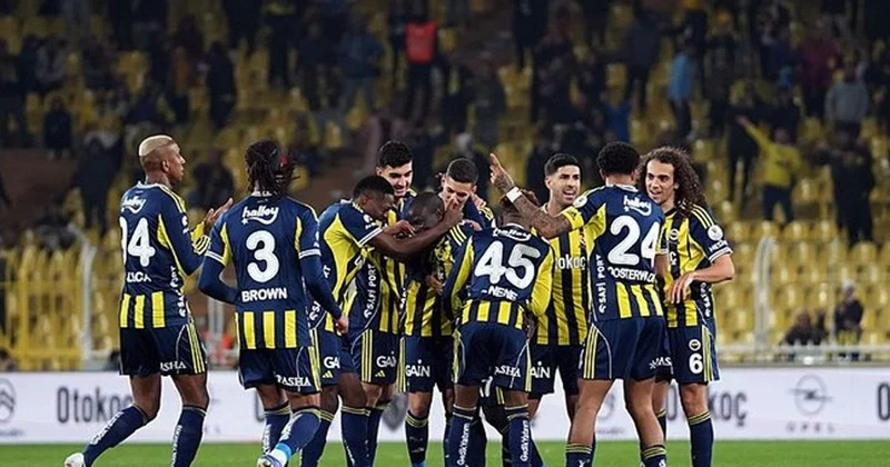 Fenerbahçe de ilk ayrılık: Şampiyonluk yaşayamadan gidiyor