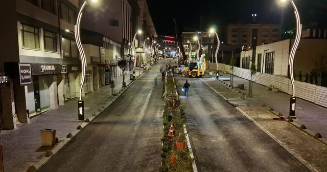 Karabük te caddeler gece mesaisiyle yenileniyor Karabük Haberleri