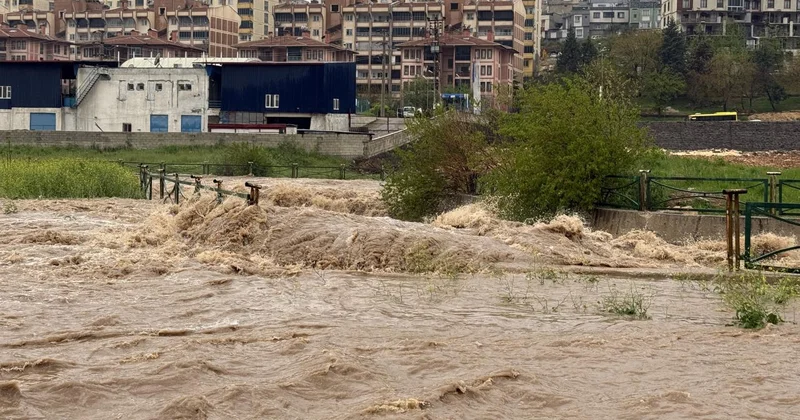 Türkiye de nisanda 148 şiddetli meteorolojik olay meydana geldi