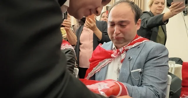 Özel bireyler askerlik kına gecesinde hem duygulandı hem eğlendi Mehter takımı kına gecesine coşku kattı Kırıkkale Haberleri