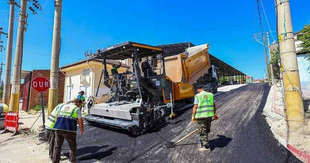 Denizli Büyükşehir Akkent Mahallesi nde sıcak asfalt çalışmalarına başladı Denizli Haberleri