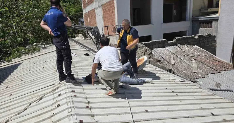 Mudanya’da can pazarı...6.kattan devrilen vinçte 2 işçi yaralandı