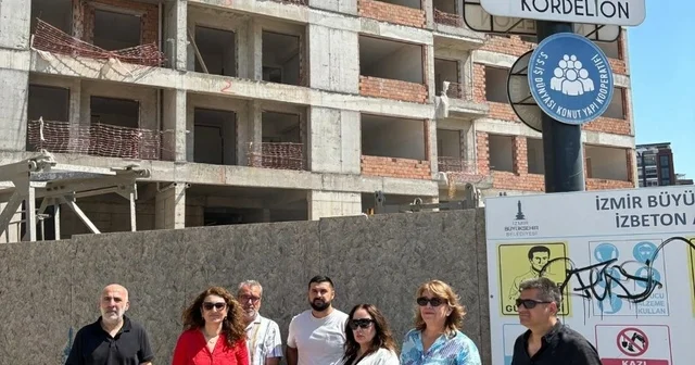 Örnekköy Kentsel Dönüşüm Projesi nde inşaatlar durduruldu tepkisi İzmir Haberleri