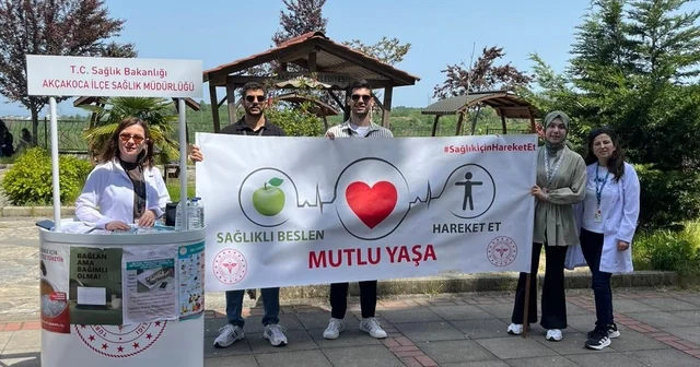 Akçakoca bahar şenlikleri nde sağlık standına yoğun ilgi Düzce Haberleri