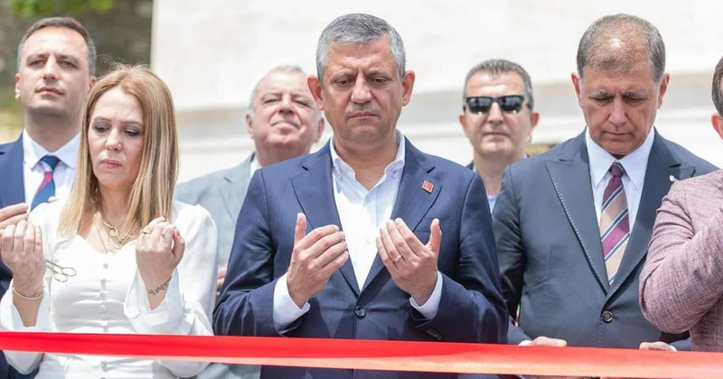Özgür Özel den İzmir de üçlü açılış ve iktidara sert eleştiriler