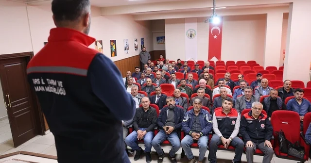 Kars ta üreticilere kırsal kalkınma ve tasarruflu sulama desteği anlatıldı Kars Haberleri