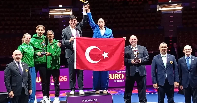 Bayrağımız zirvede yer aldı! Milli Takım, Avrupa şampiyonu