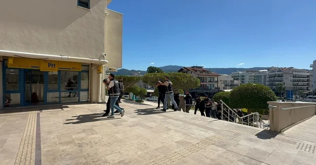 Marmaris te gözlükçü kurşunlamasının şüphelileri adliyeye sevk edildi Muğla Haberleri