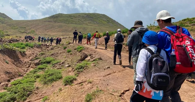 Bitlis te Van Gölü için farkındalık yürüyüşü Bitlis Haberleri