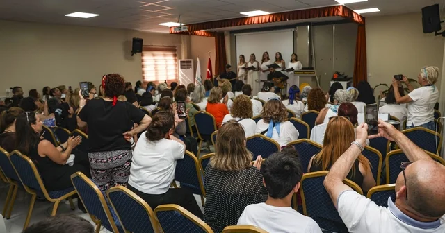 Mezitli nin kadınları Hatay da dayanışma için buluştu Mersin Haberleri