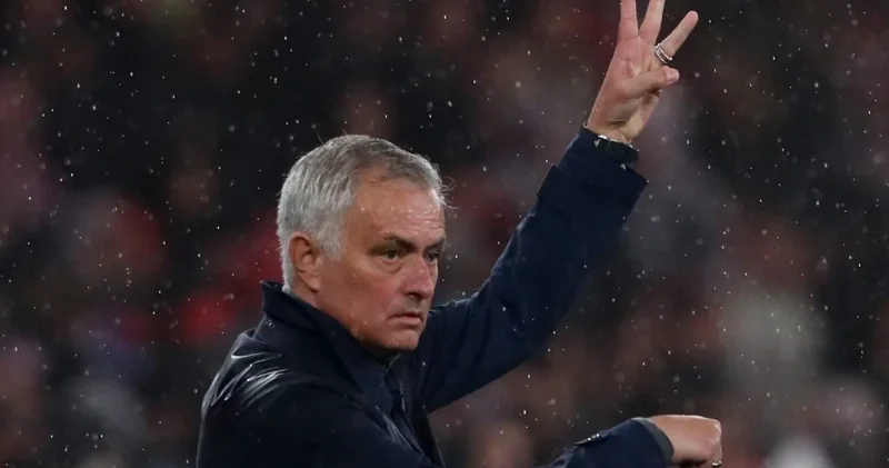 Mourinho dan teknik ekibe sürpriz karar: Eski oyuncusunu yanına aldı Futbol Haberleri