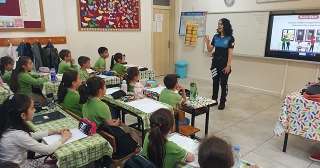 Polisten 285 öğrenciye güvenlik, trafik ve internet eğitimi Erzincan Haberleri