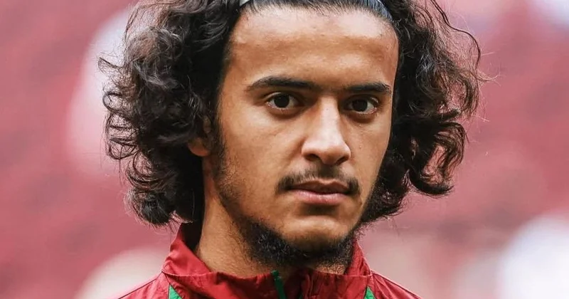 Herkes bu çocuğu konuşuyor! Futbolculuğunun yanı sıra fizik ve matematik profesörüymüş