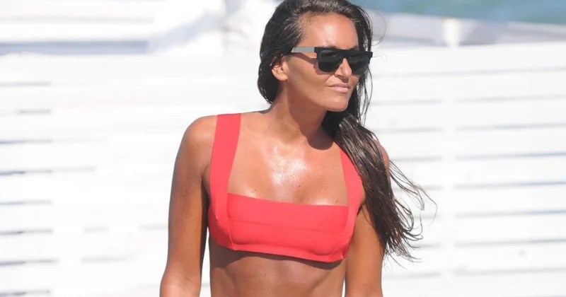 46 yaşındaki Eda Taşpınar ın bikini kombini olay oldu