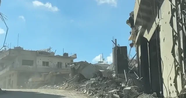 İsrail in Lübnan da saldırdığı sivil savunma merkezinde oluşan yıkım görüntülendi VİDEO İZLE