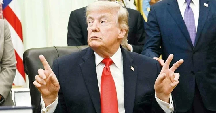 Trump yaş gününü şova çevirdi