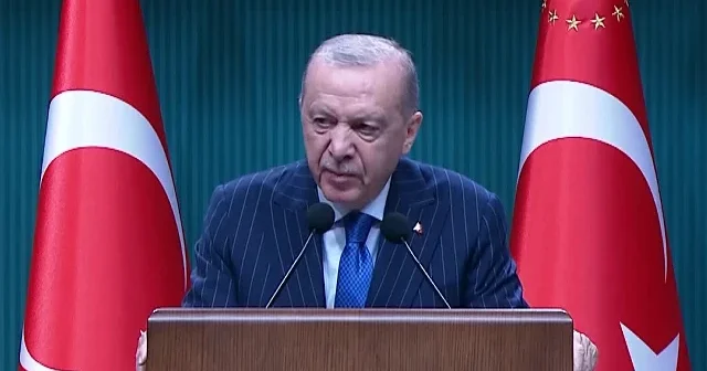 Cumhurbaşkanı Erdoğan dan Türkiye nin dış politika stratejisini eleştiren CHP ye: Siz salon kapmaca oynayın bize gölge etmeyin yeter VİDEO İZLE
