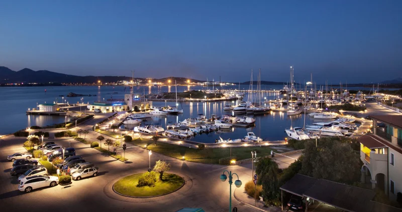 D Marin İtalya da marina satın aldı